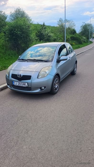 Toyota yaris de vânzare.