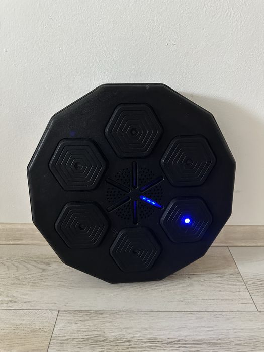 Aparat de box electronic, muzical + mănuși