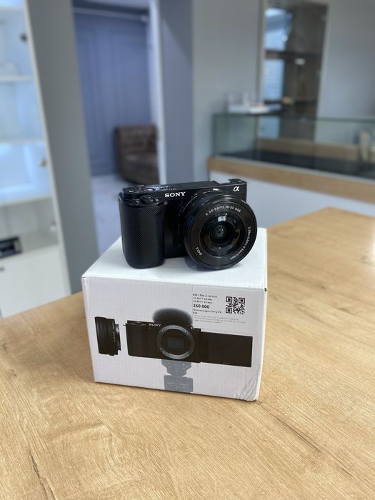 Фотоаппарат Sony Zv-E10