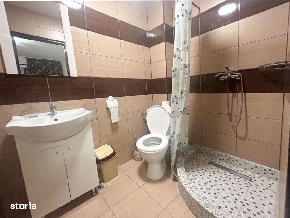 Pensiune cu 10 camere in Mamaia-Sat, zona LIDL . Oportunitate de inves