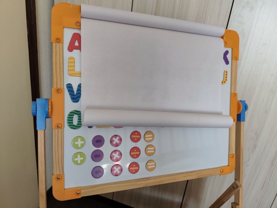 Дървена бяла дъска със статив 3 в 1