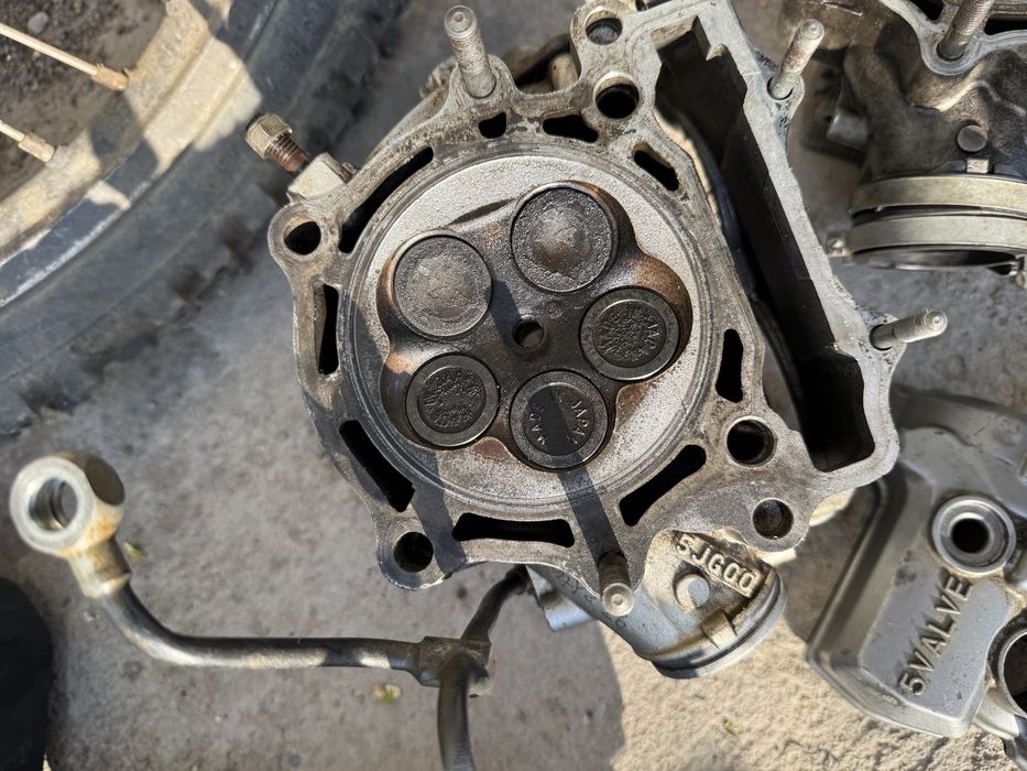 Yamaha yz400f на части