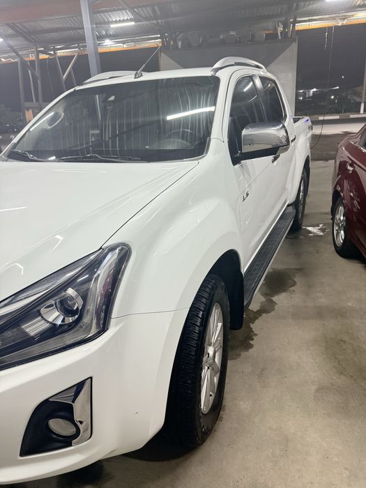продается ISUZU D MAX IRBIS 3.0