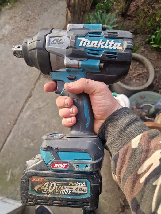 Vând makita insurubat cu impact