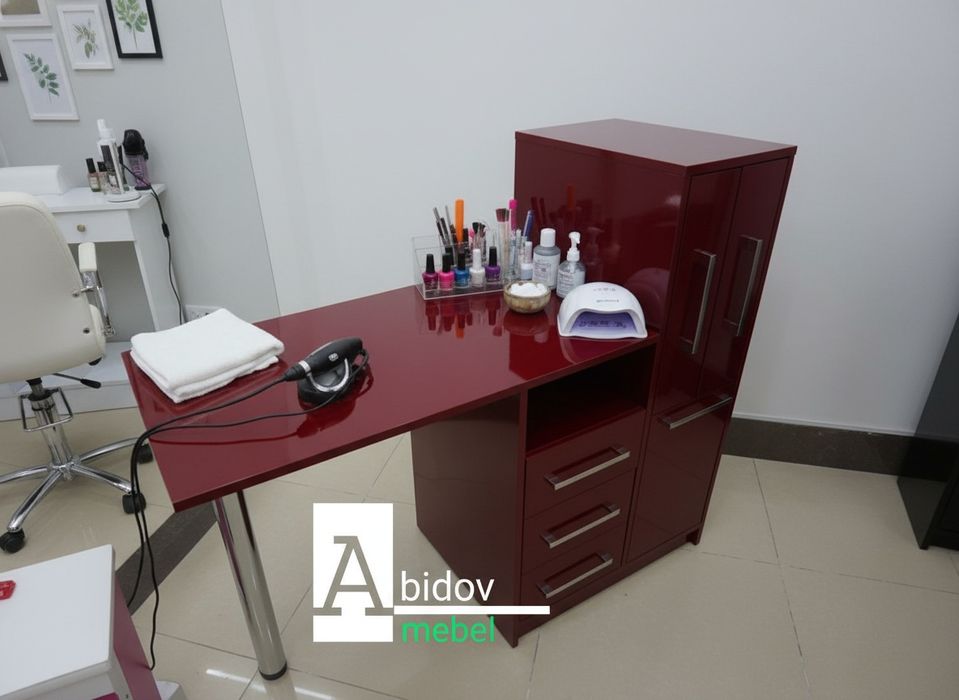 Маникюрный стол для Вашего бизнеса.  Удобный и функциональная.