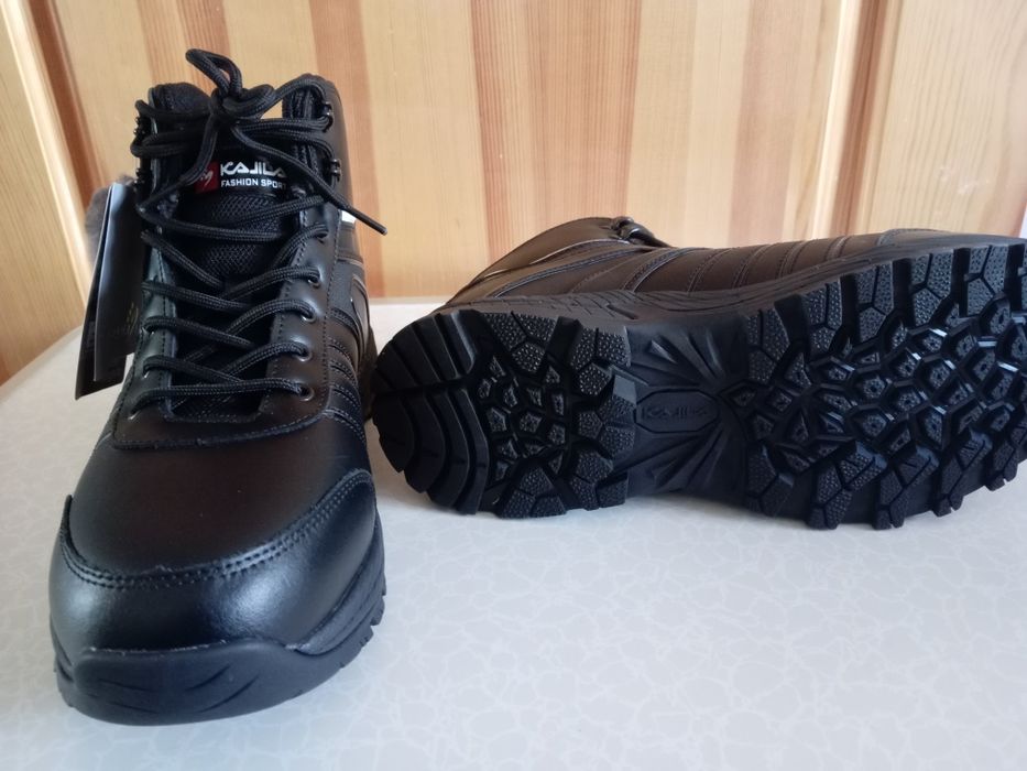 Зимние кроссовки.