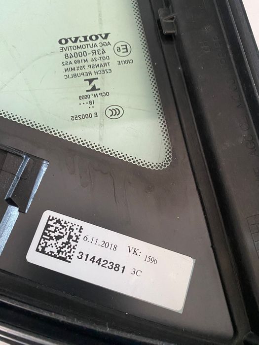 Geam mic spate stanga VOLVO XC40 2018+  31442381