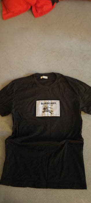 tricou Burberry (negociabil la preț)