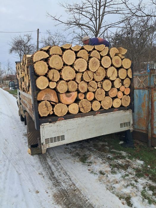 Lemne de foc carpen ,stejar ,salcâm și tei