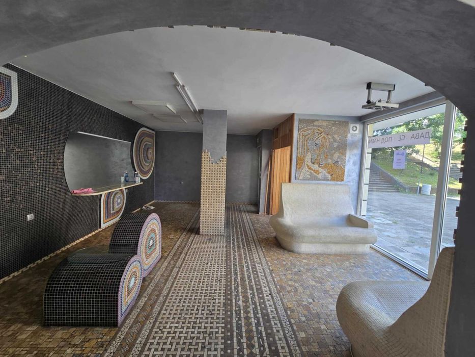 Дава се под наем Магазин в Велико Търново, Център - 70 кв.м за 408 € - Снимка #4