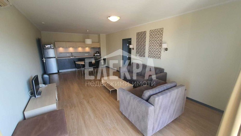 Продава се Тристаен апартамент в Бяла - 106 кв.м за 892 €/кв.м - Снимка #2