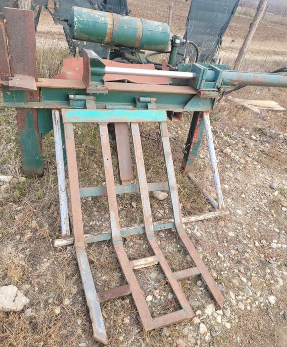 Crepator despicator lemn dupa tractor sau fix