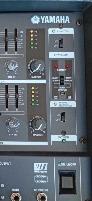Yamaha EMX 66m пулт мишпулт с стъпало 2х300 вата