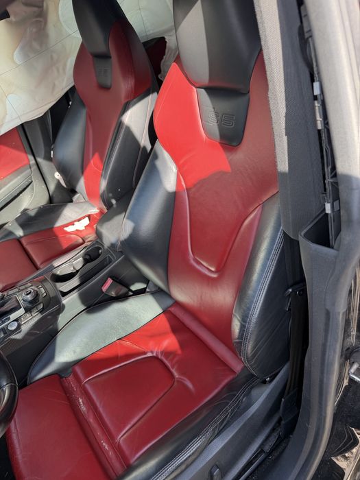 Седалки от ауди а5 с5 / салон audi a5 s5
