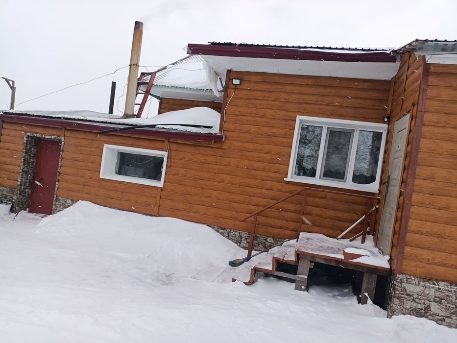 Продам большой дом.