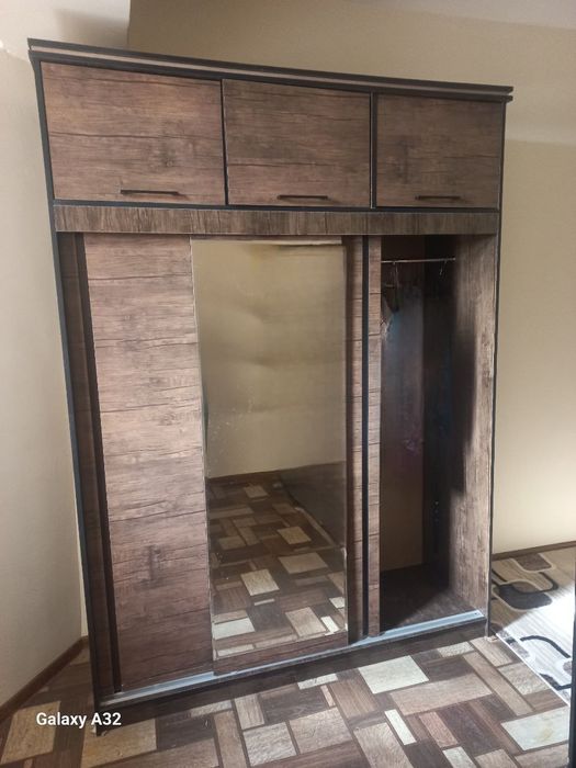 Шифонер,срочно сотилади,янги