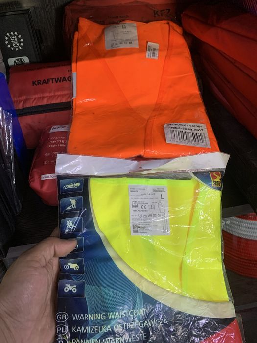 Аптечки заводские оригинальные VW,Audi