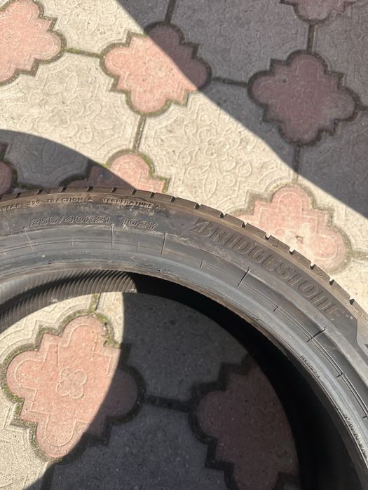 Anvelope vara 255/40/21 Brodgestone 2024
