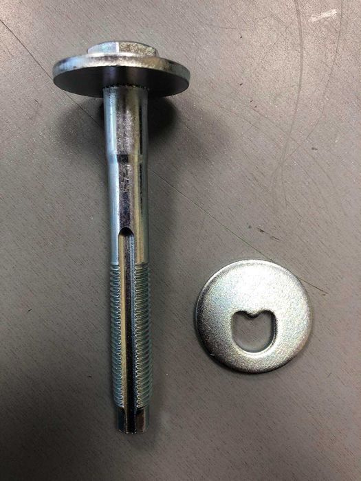 Болт заден мост AUDI/VW  WHT000228