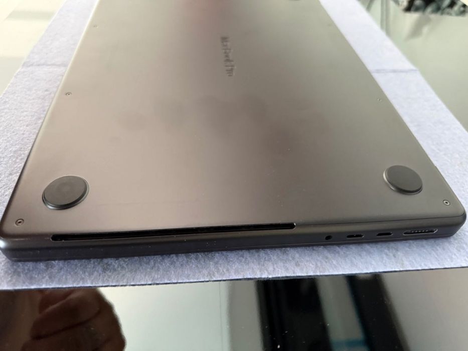 Apple MacBook Pro 14″ 2023, Space Gray