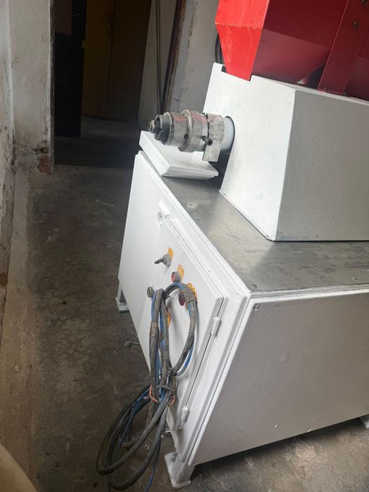Presa de ulei la rece cu 2 capete si selector de seminte STIMEL