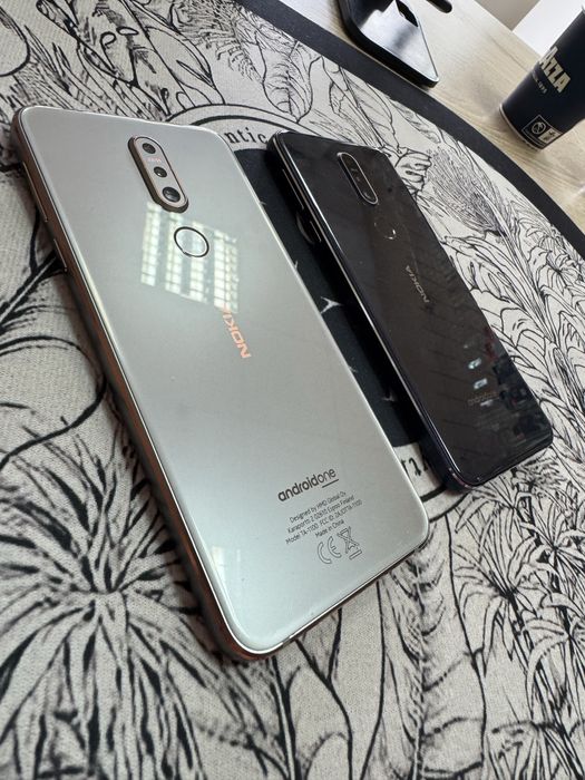 Nokia 7.1 3/32gb - android, отлични