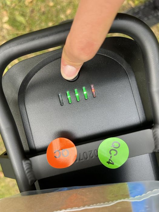 Чисто нов 28 цола електрически алуминиев велосипед с 21 скорости усиле