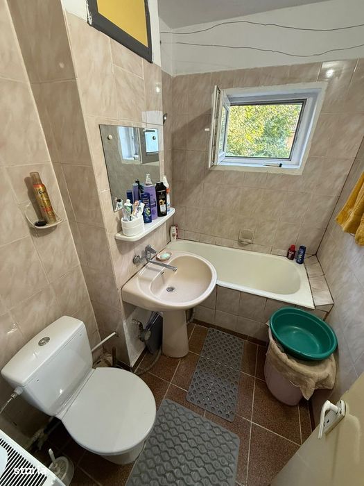 Apartament 4 semidecomandate Rovine aproape de Nicolae Iorga 1/4 63 mp