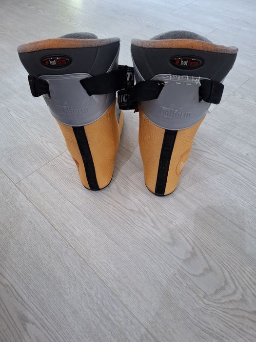 Ски обувки  Tecnica