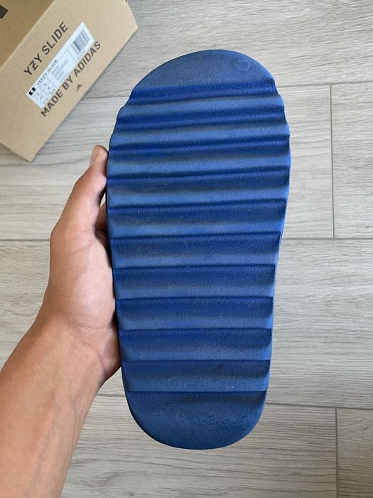 Yeezy Slide Azure