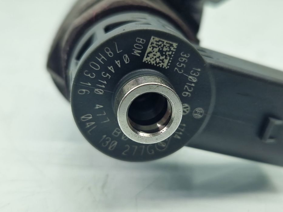 Injector Skoda Octavia 3 (5E3) [Fabr 2012-2020] 04L130277G 1.6 TDI CLH