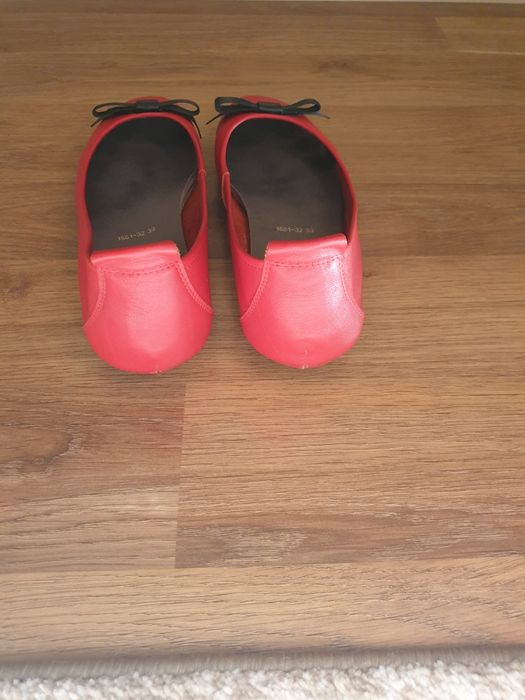 Продам женские кожаные балетки