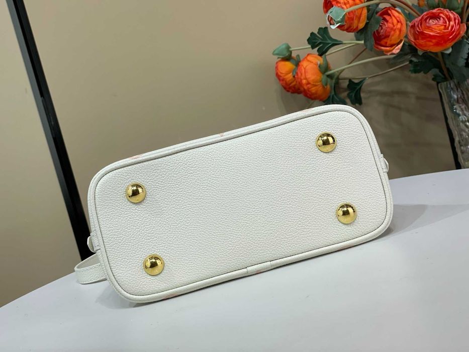 Spring-Summer 2026 Collection Louis Vuitton "Squire PM"