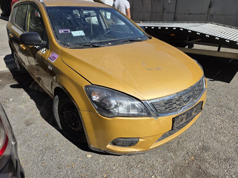 Киа сийд 1.4 На части! Kia ceed
