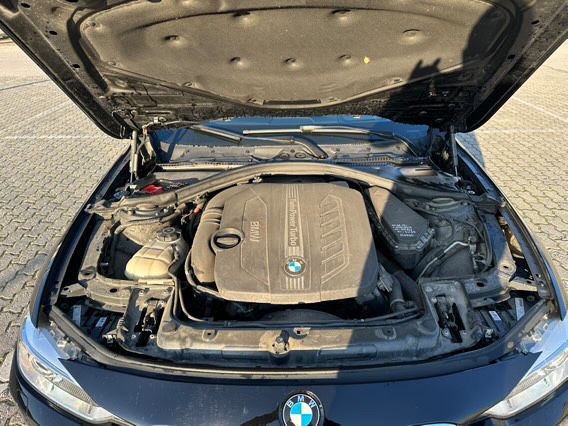 BMW 330 xDrive Sport+