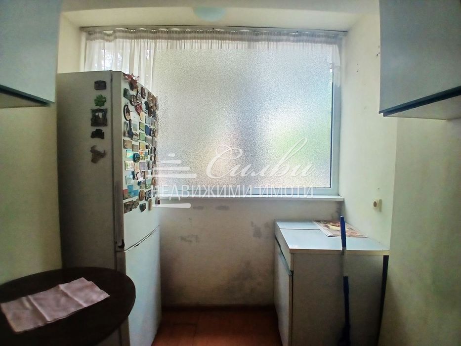 Продава се Двустаен апартамент в Шумен, Военно училище - 50 кв.м за 1581 €/кв.м - Снимка #9