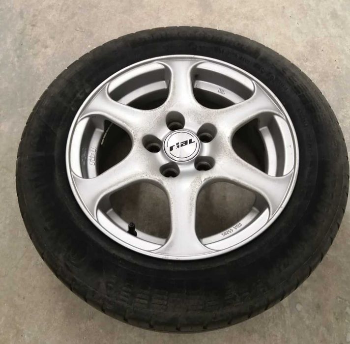 ROTI SKODA FABIA II complete plus inca 4 anvelope de vara ca noi