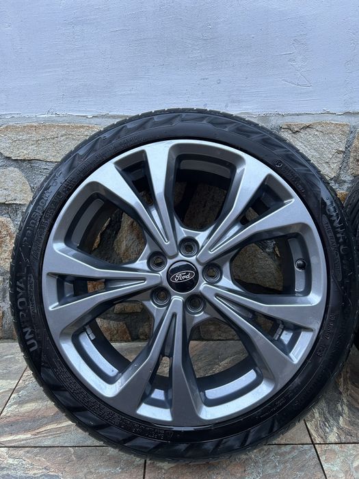 Джанти с гуми 18” 5х108 Titan