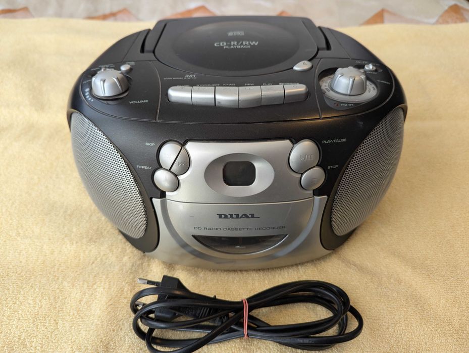 Радиокасетофон cъc CD и радио