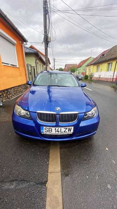 BMW 318i Touring E91