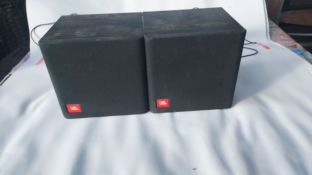 Sateliti JBL, 20 watt fiecare