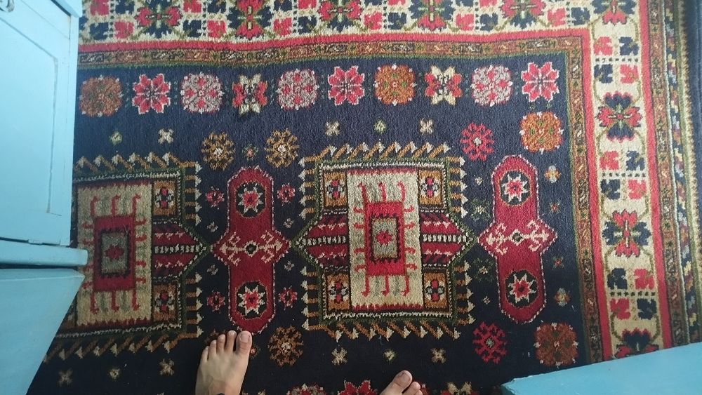 Qadimiy gilam 1 asr oldingi