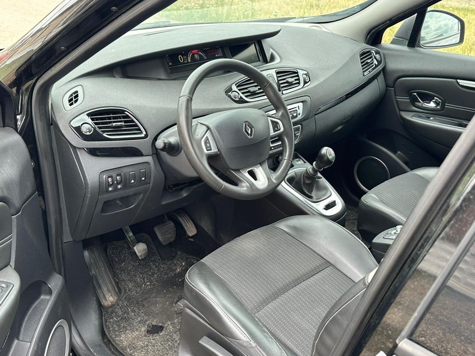 Renault Scenic 1.5dci Led 2012 5locuri