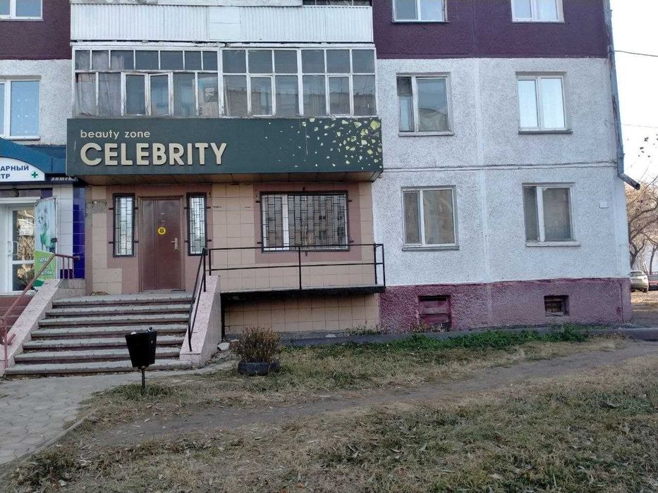 Продажа коммерческого помещения в центре с отдельным входом.