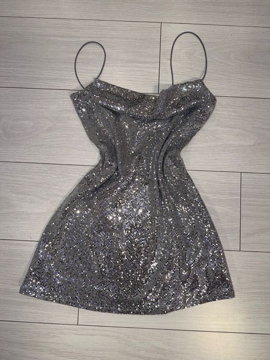 Пайетена рокля Bershka