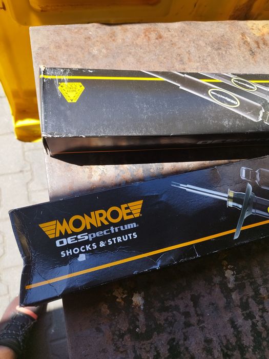 Чисто нови задни амортисьори за Додж Дуранго,джийп Гранд чероки