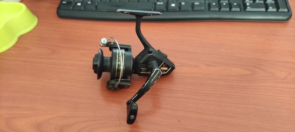 макара SHAKESPEARE SIGMA 035 serie 2200 и Daiwa Ball Bearing MG1650H