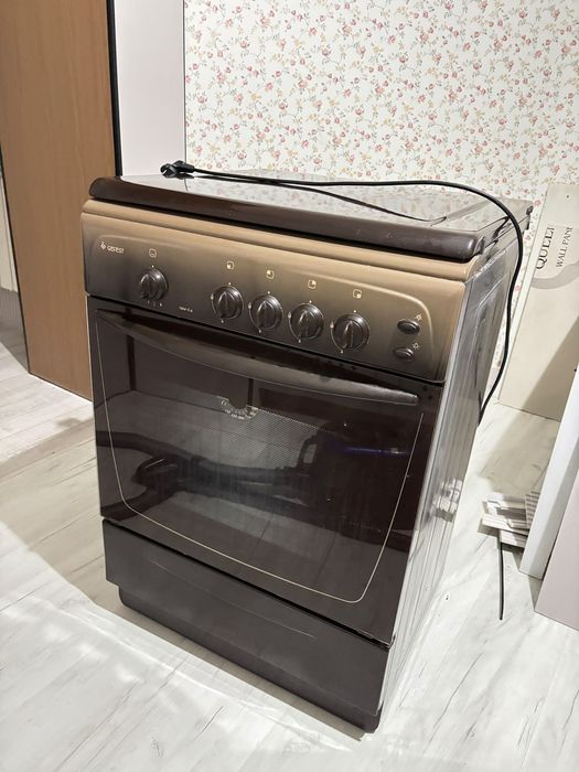 Газ плита с вытяжкой