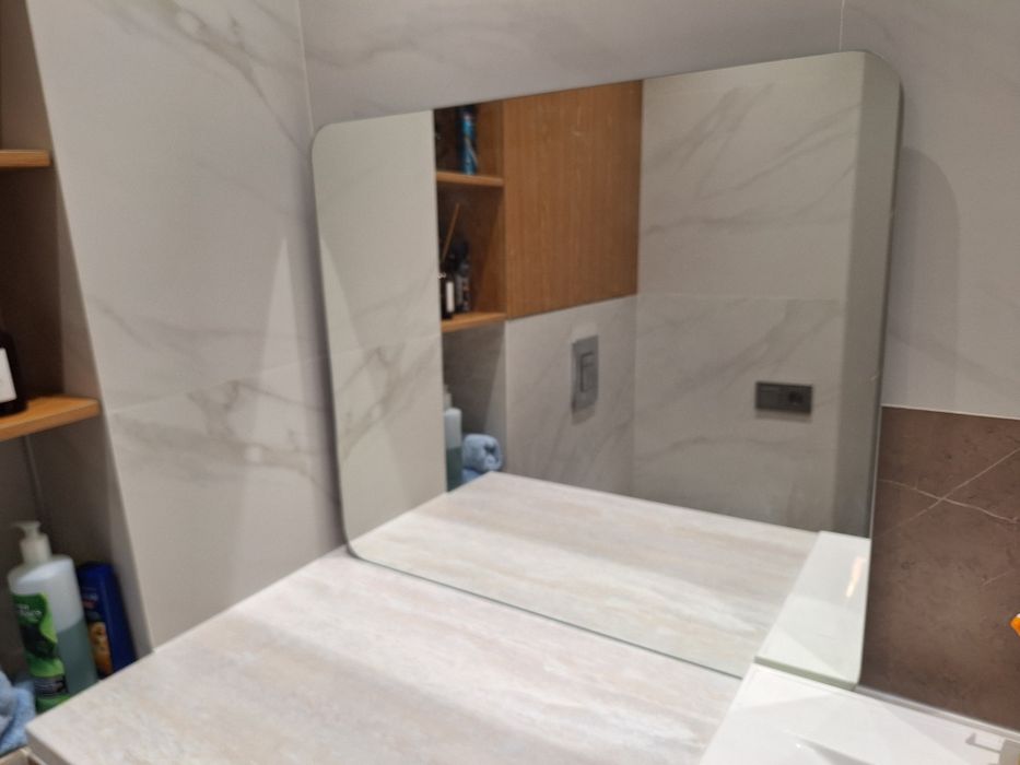 Продам новое зеркало 700×795 мм