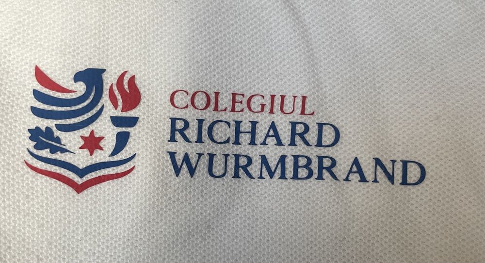Set 6 tricouri Colegiul Richard Wumbrand 10-12 ani